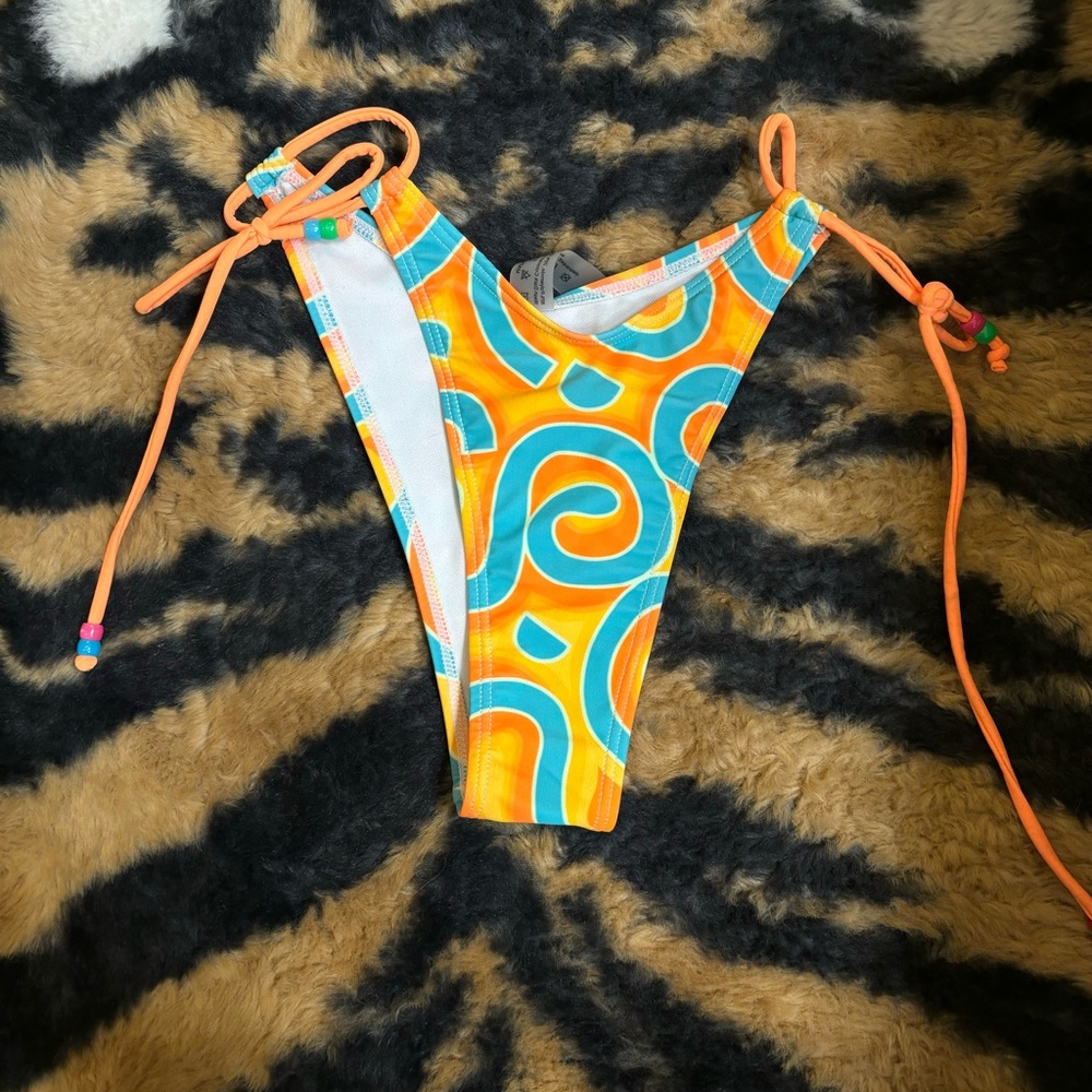 Retro print tie swimsuit bottom